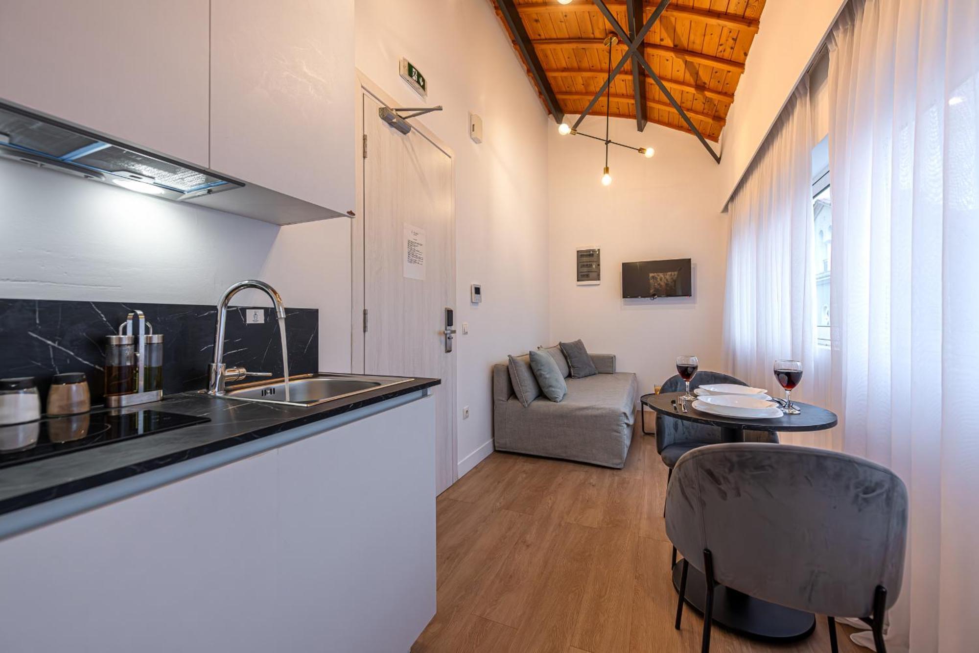 Kriel Suites By Liv Homes Athen Eksteriør billede