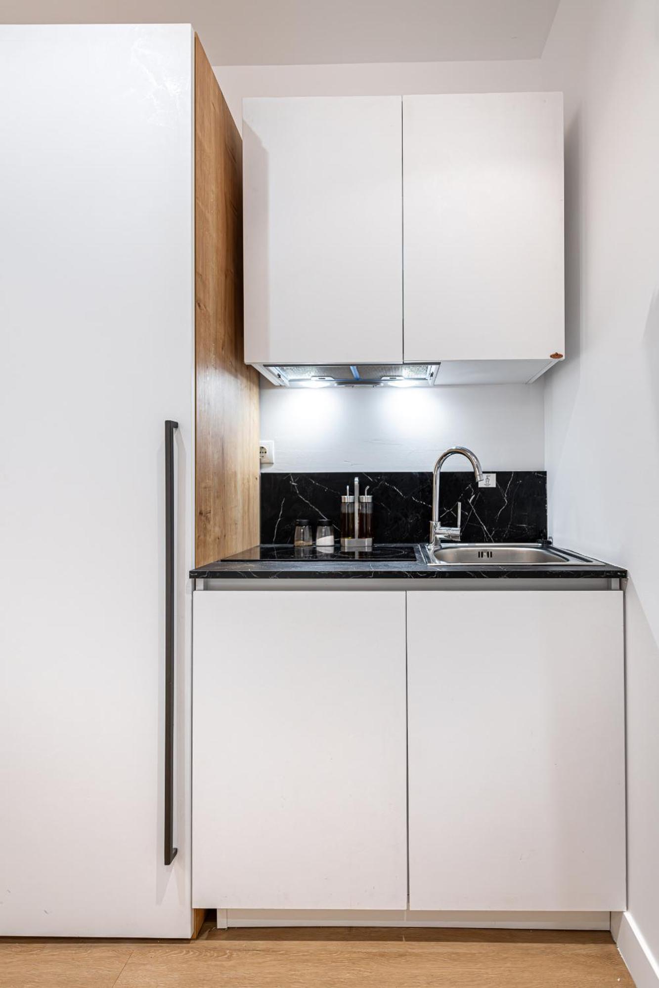 Kriel Suites By Liv Homes Athen Eksteriør billede