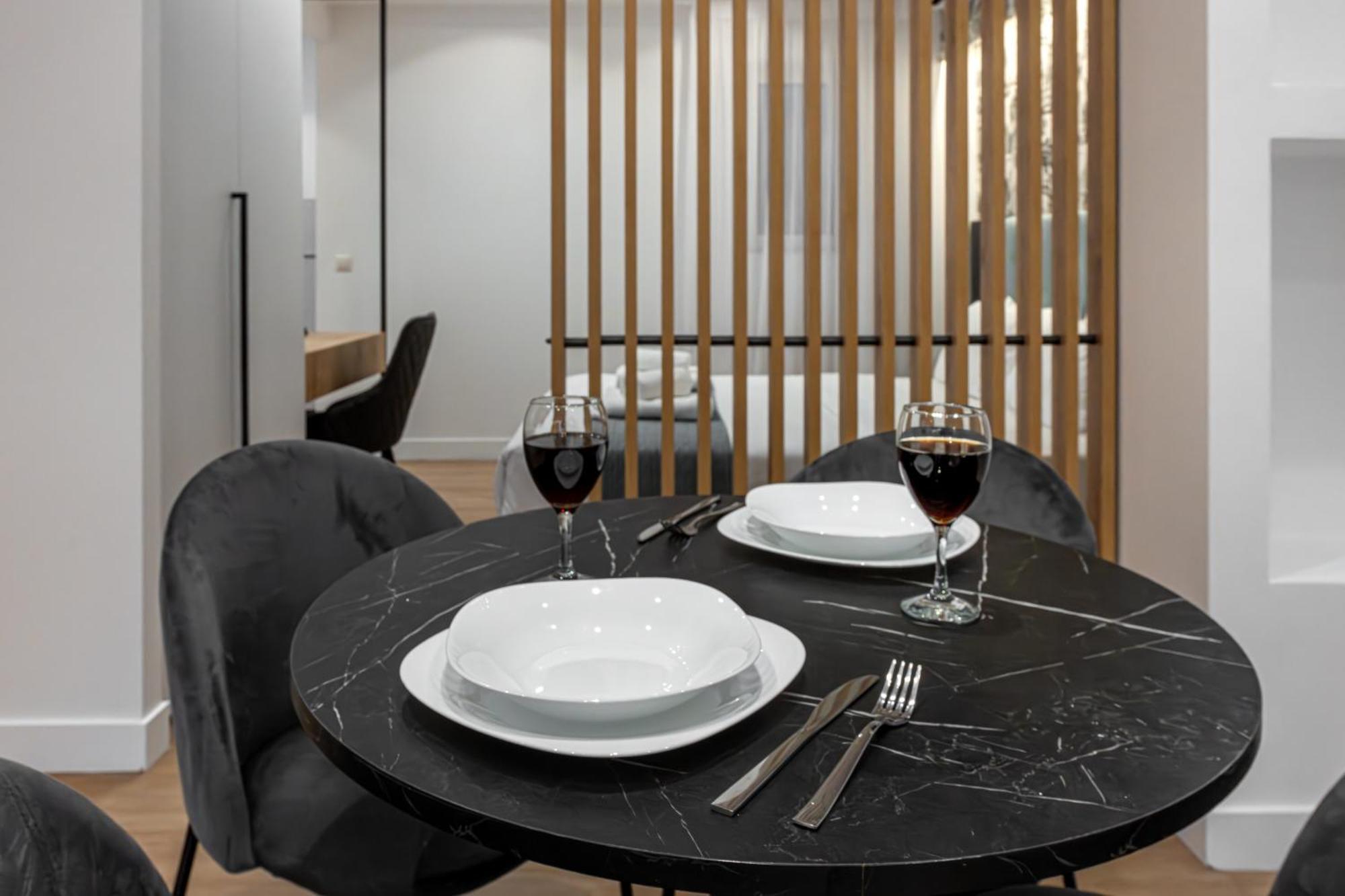 Kriel Suites By Liv Homes Athen Eksteriør billede